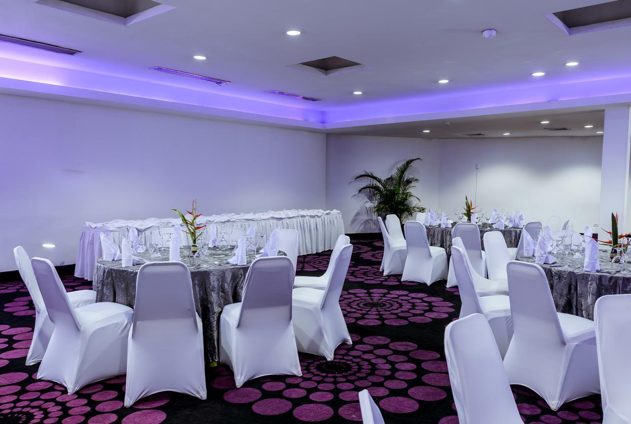 Riande Aeropuerto Hotel Casino Tocumen Ngoại thất bức ảnh